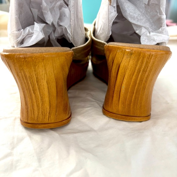 Once Puffy Wedge Sandal One Inch Platform Slip On Cream Color Iridescent 6 main image 11